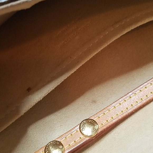 AUTHENTIC Louis Vuitton Monogram Pochette Twin GM - Picture 7 of 8